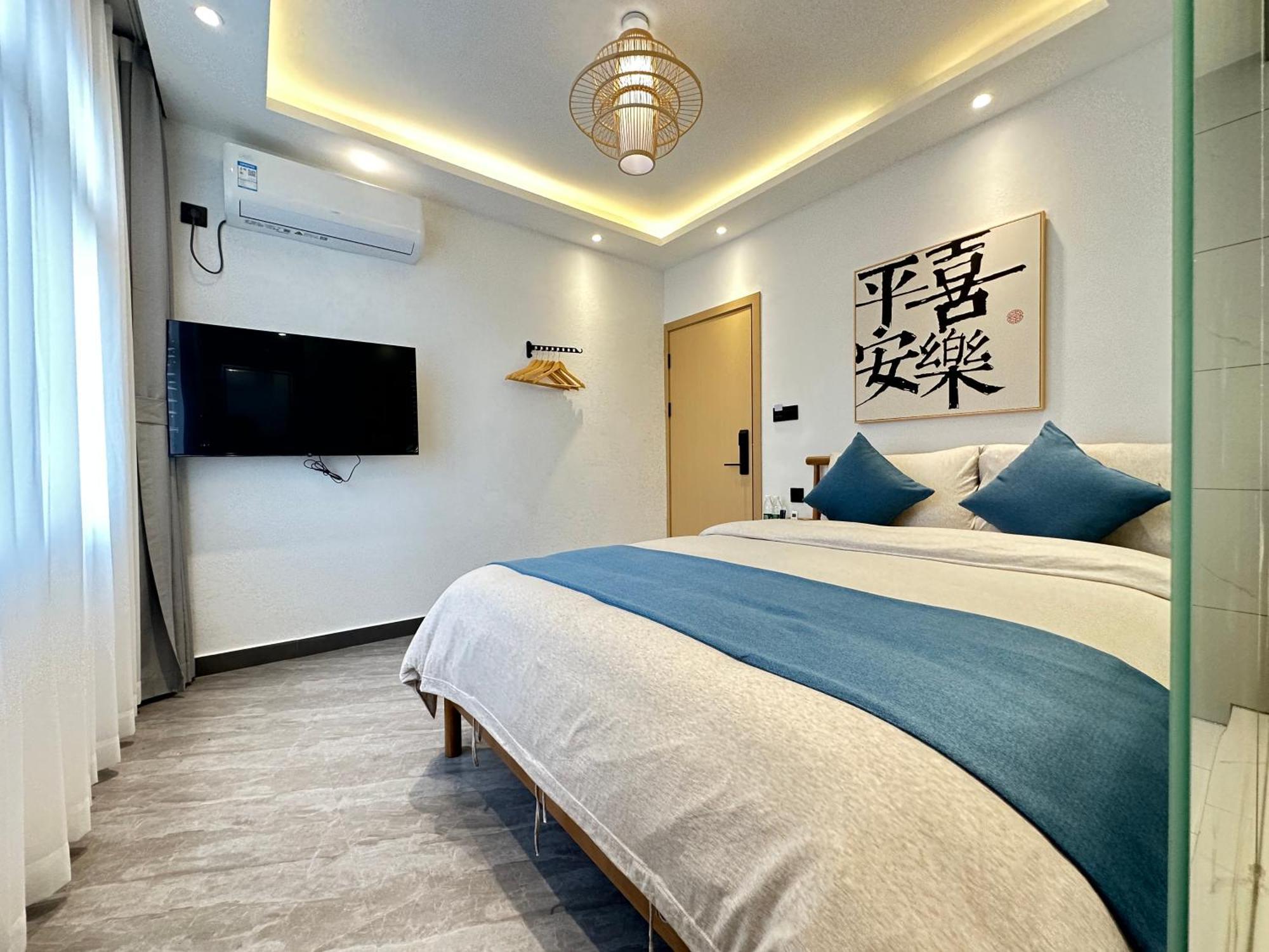 Yifangyan - Tingyuan Qingshe Hostel Фэнхуан Экстерьер фото